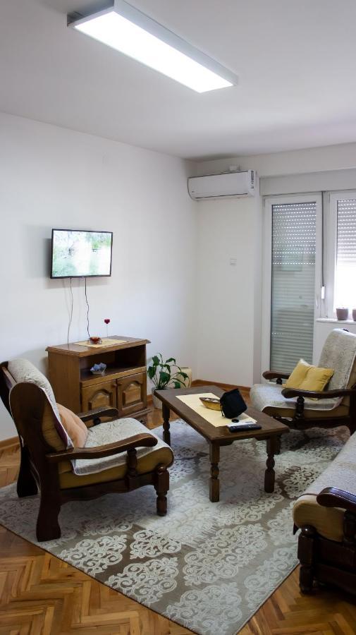 Dvosoban Stan U Strogom Centru Daire Kruševac Dış mekan fotoğraf