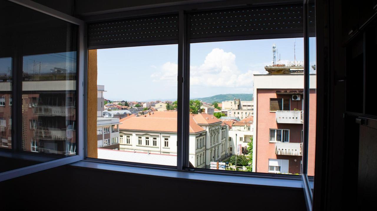 Dvosoban Stan U Strogom Centru Daire Kruševac Dış mekan fotoğraf